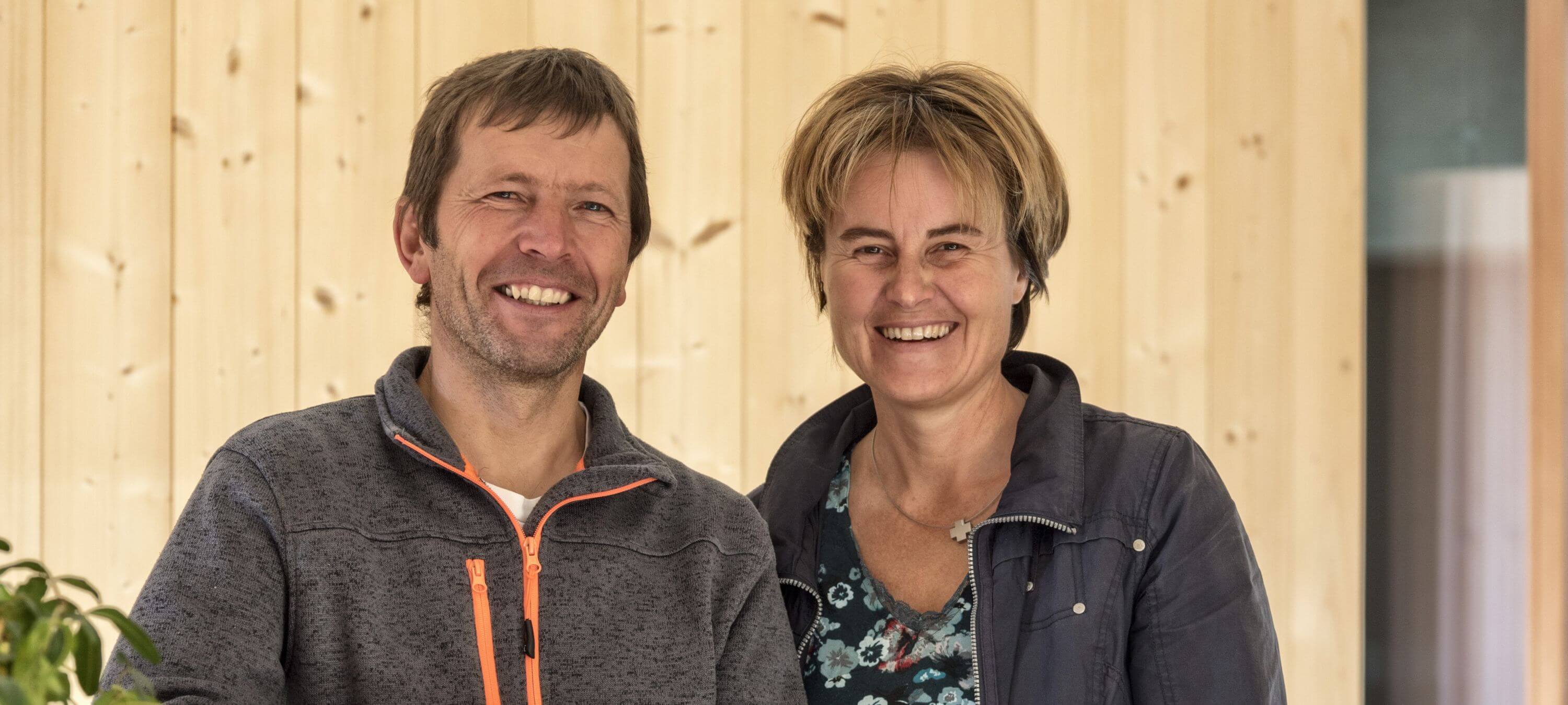 Betriebssitz Bio-Elektrik in Jenesien mit Holzfassade